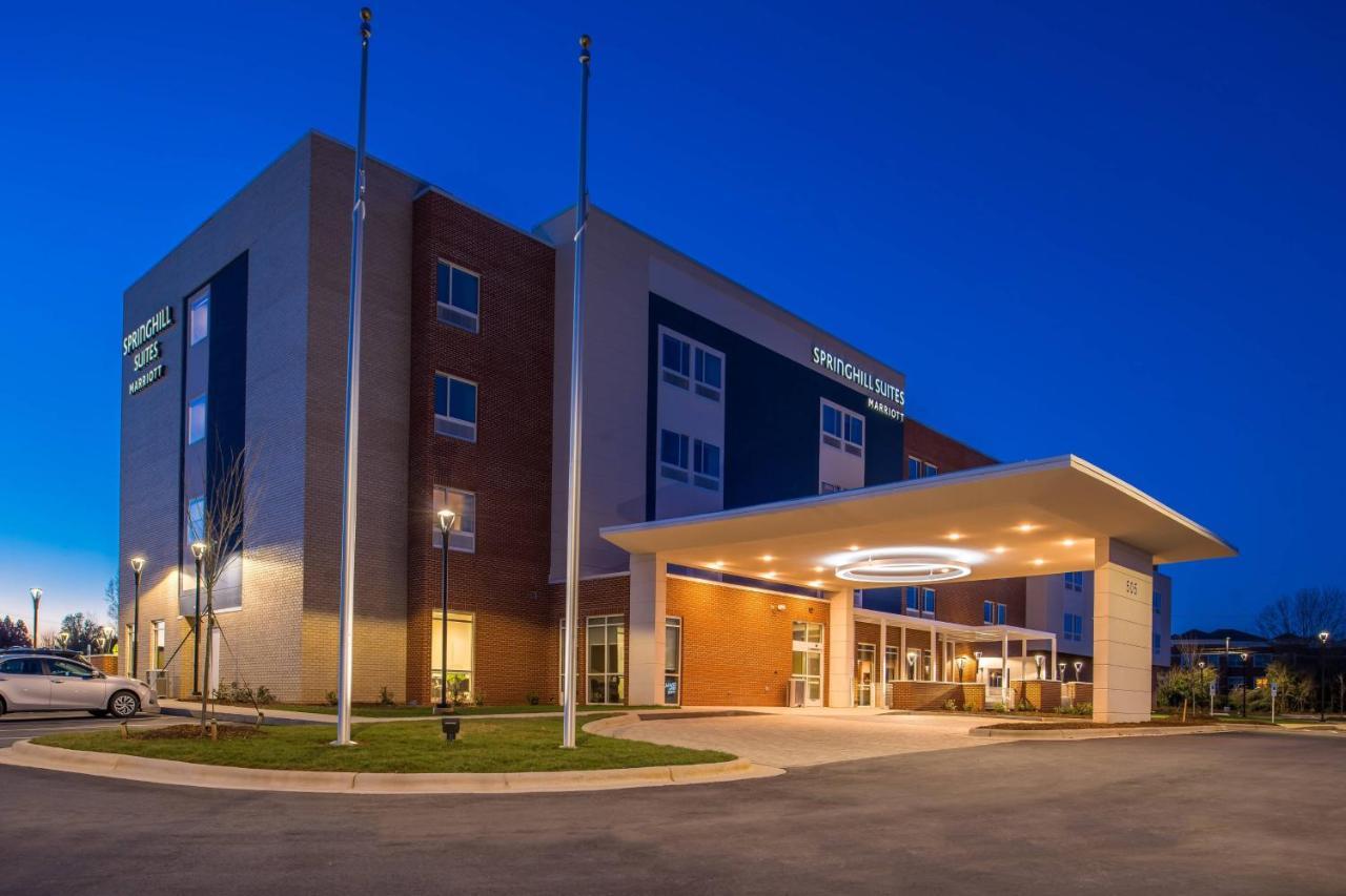 Springhill Suites By Marriott Greensboro Airport Friendship Exterior foto